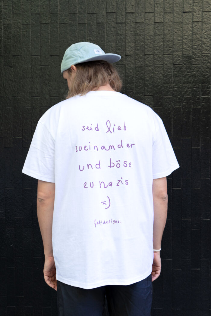 Oversized Shirt "Seid lieb" - Weiß – Bild 5
